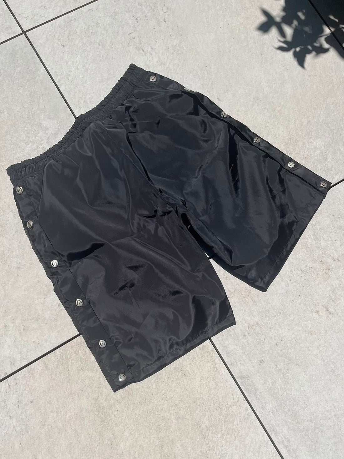 PANTALONCINI NERI CAMO